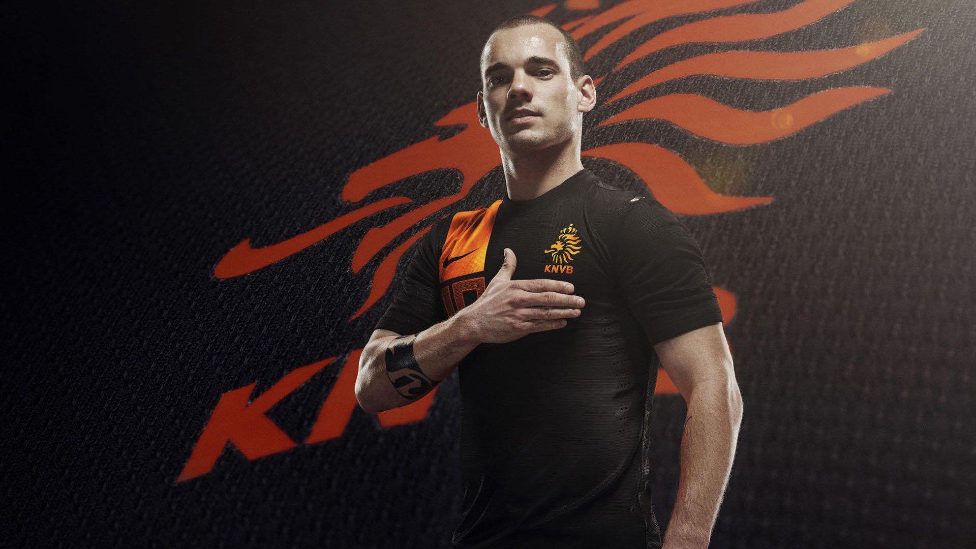 库里格林二人转配合再显神威，勇士战术核心引领时代潮流